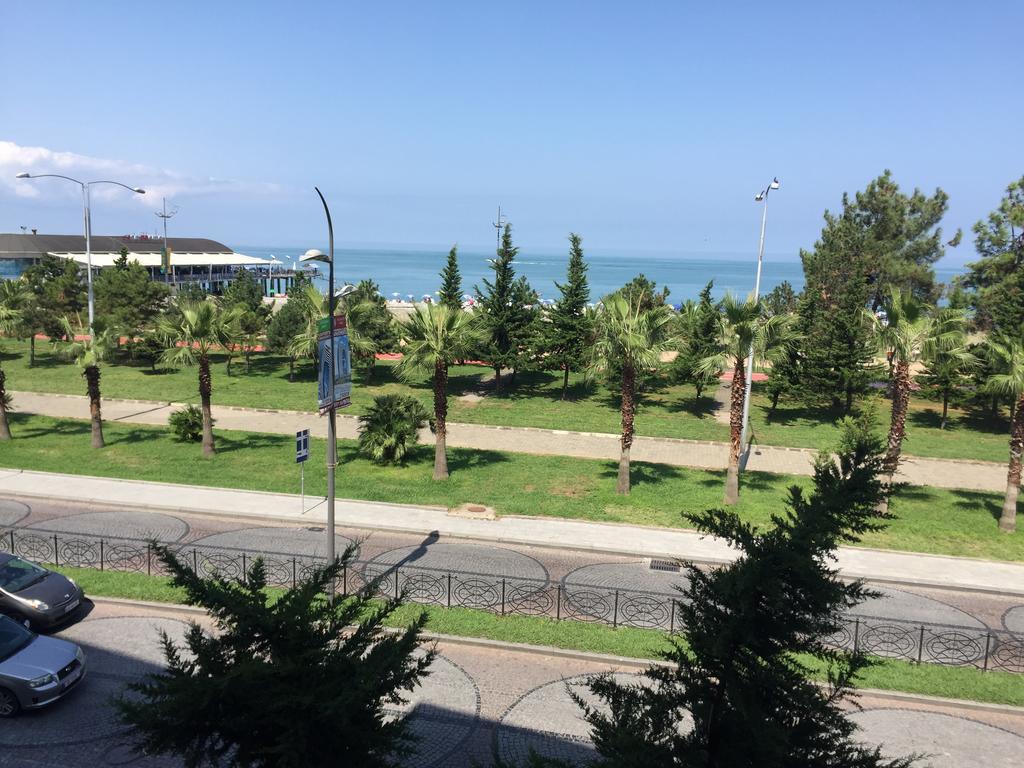 Seaside Luxury Apartment Батумі Екстер'єр фото