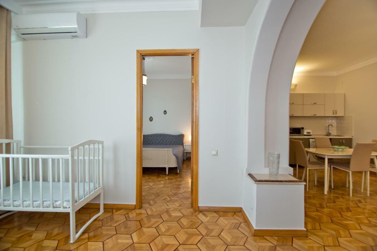 Seaside Luxury Apartment Батумі Екстер'єр фото